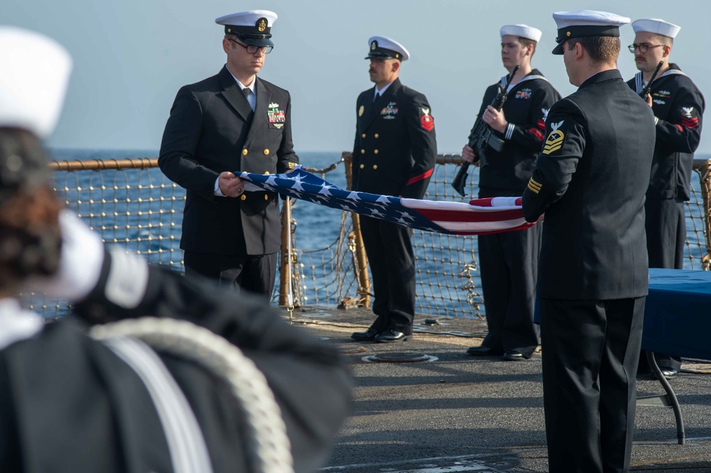 USS Jason Dunham (DDG 109) Conduct a Memorial Ceremony