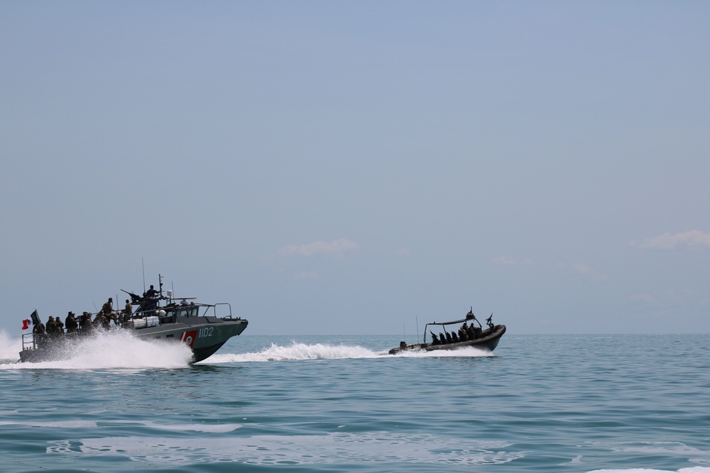 7th SFG (A) trains in open water interdiction during TRADEWINDS 2022