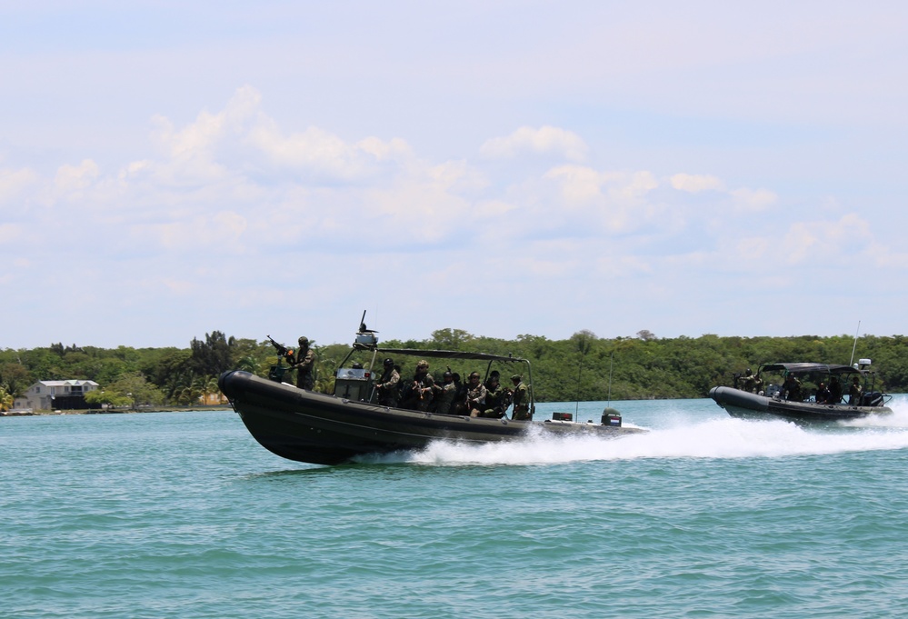 7th SFG (A) trains in riverine interdiction during TRADEWINDS 2022