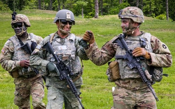 Fist-bump: Iowa, Kosovo troops complete joint live-fire exercise
