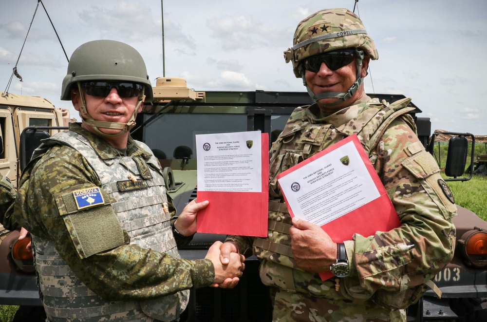 Iowa, Kosovo generals sign documents committing to pairing of units