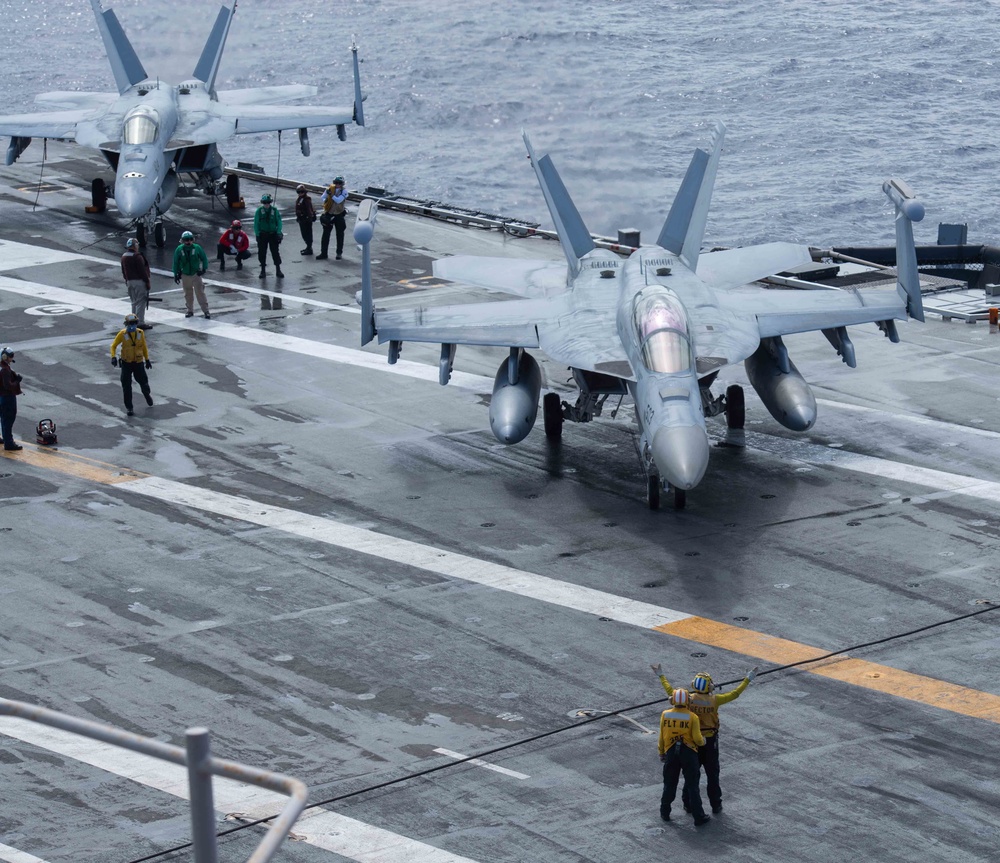 USS Ronald Reagan (CVN 76) Conducts Flight Operations
