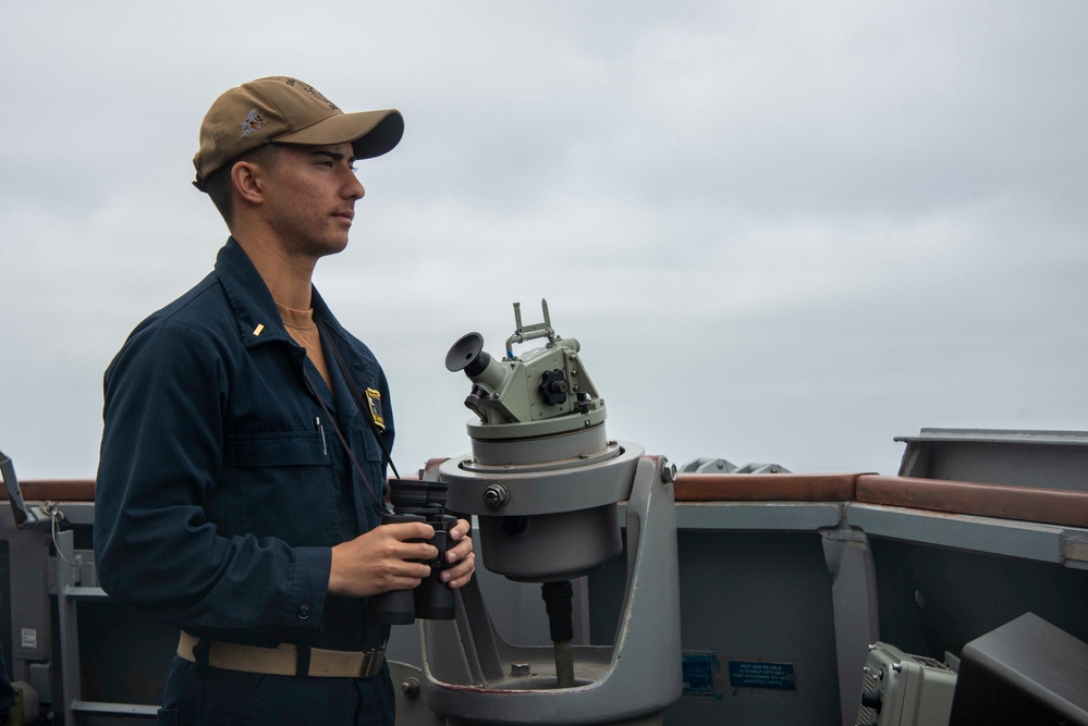 Ensign Steers DDG 63