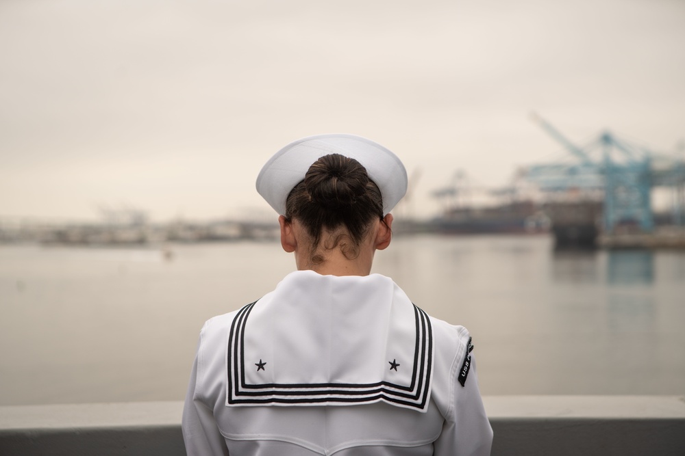 LA Fleet Week: Marines, Sailors man the rails of USS Portland