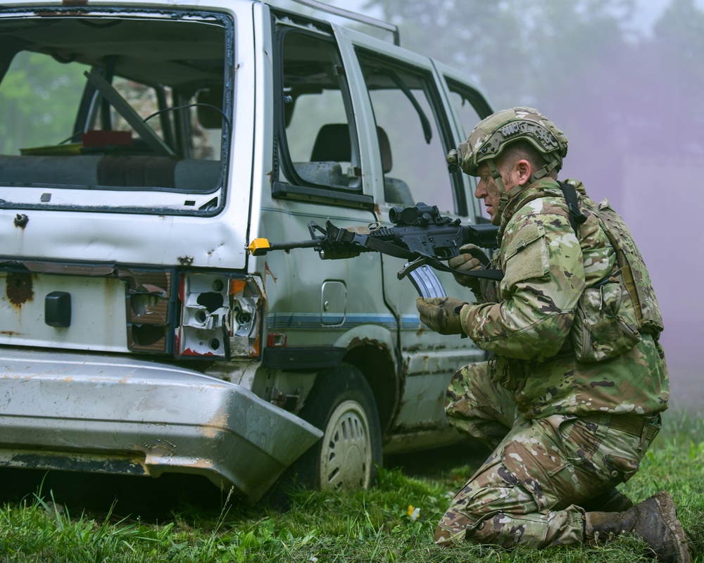 Keesler security forces storm through Integrated Defense Leadership Course