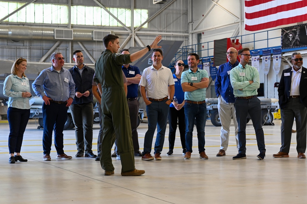 MacDill Civic Leaders visit the 33rd FW