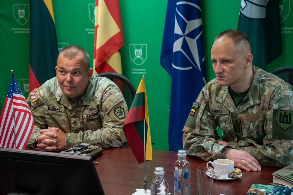 PA Guard SEL meets with Sergeant Major of Lithuanian Armed Forces