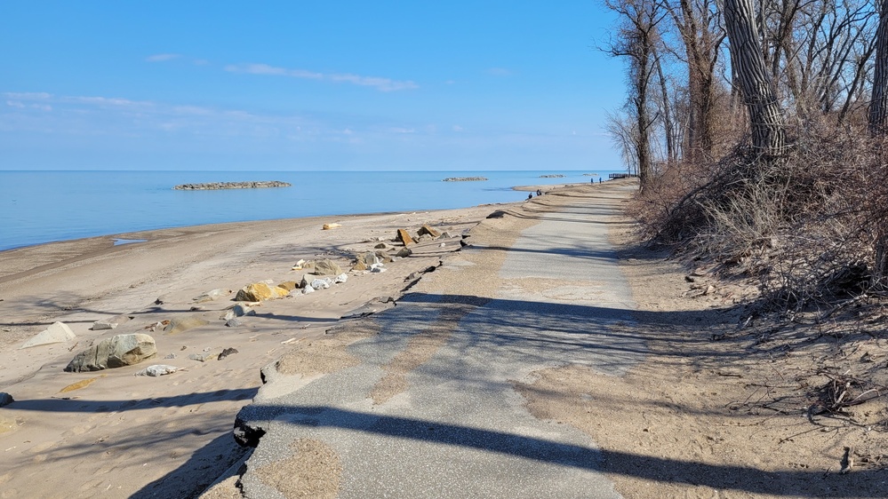 USACE Presque Isle Beach Walk, Spring 2022