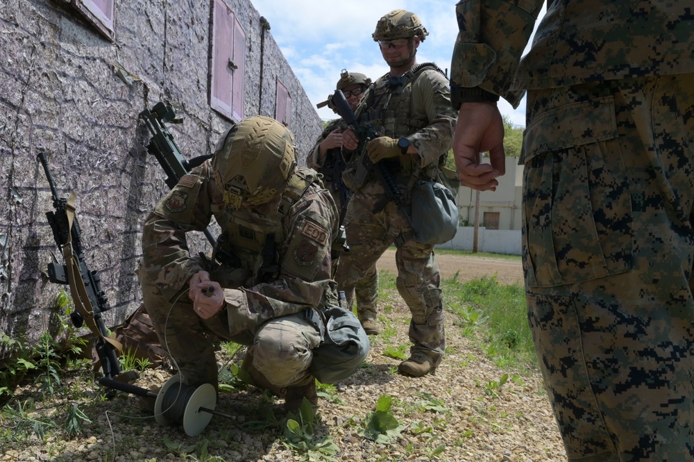Joint service partnerships bolstered through annual Audacious Warrior exercise