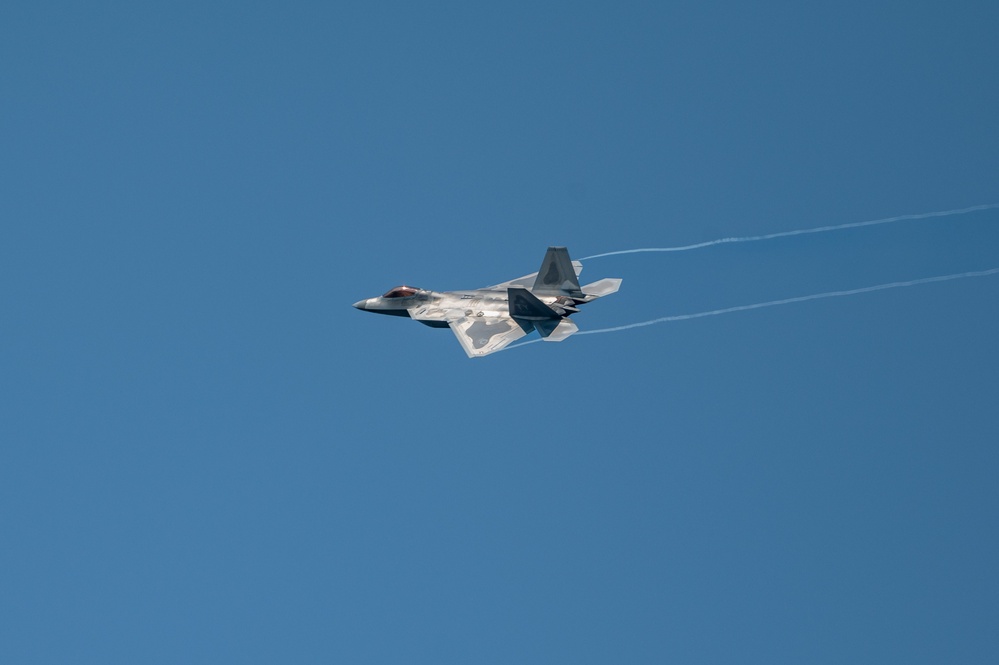 F-22 Demo Team touches down at Patrick SFB