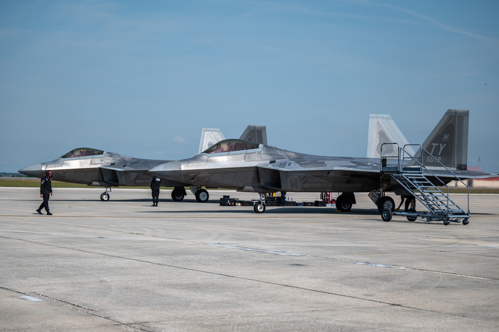 F-22 Demo Team touches down at Patrick SFB