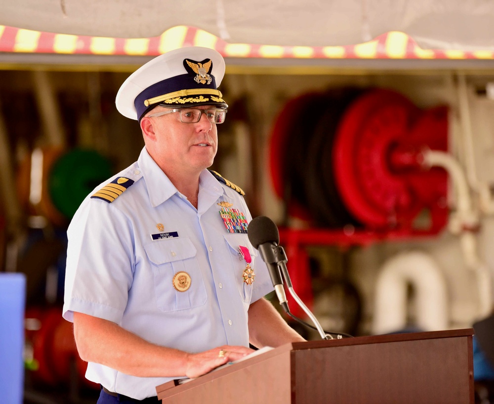 U.S. Coast Guard Cutter Munro conducts changes command ceremony