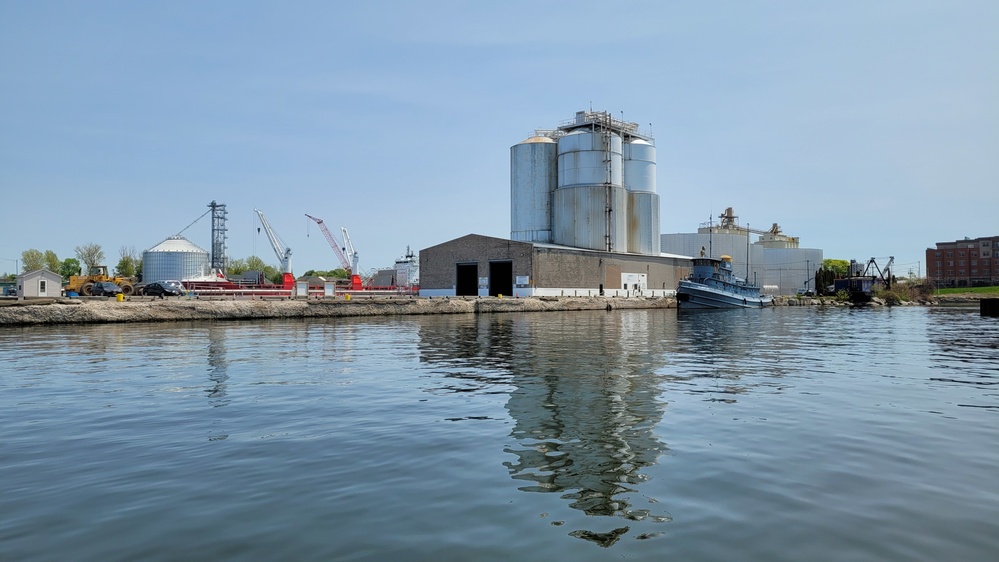 USACE Buffalo District inspects Oswego Harbor breakwaters