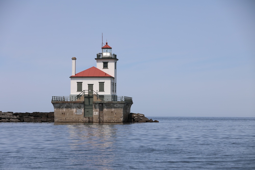 USACE Buffalo District inspects Oswego Harbor breakwaters