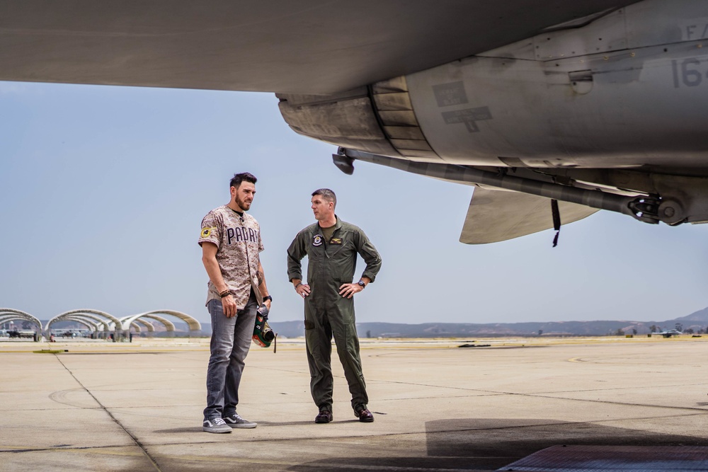 San Diego Padres Visit 3rd Marine Aircraft Wing