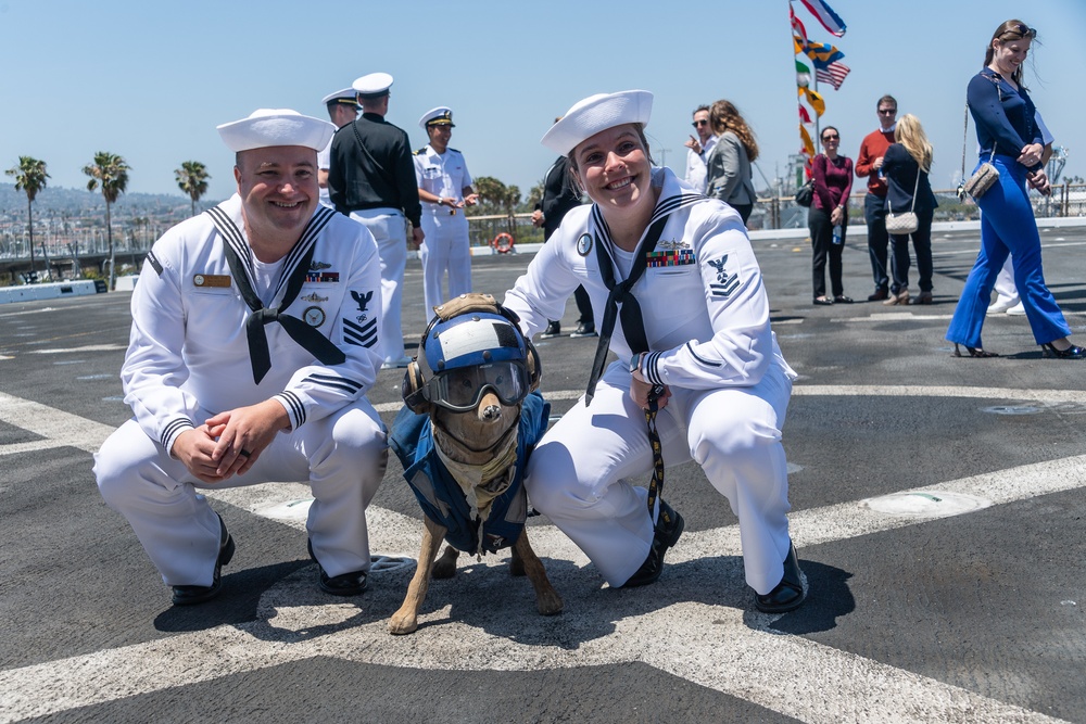USS Portland (LPD 27) Hosts tour with NTAG Los Angeles