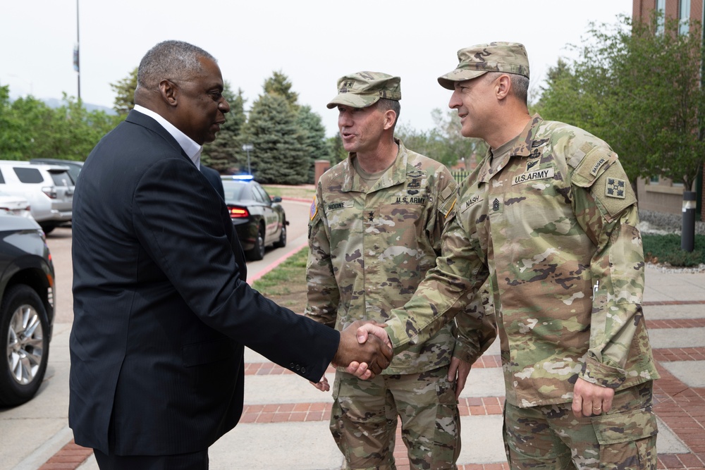 Secretary Austin Visits Fort Carson, Colo.