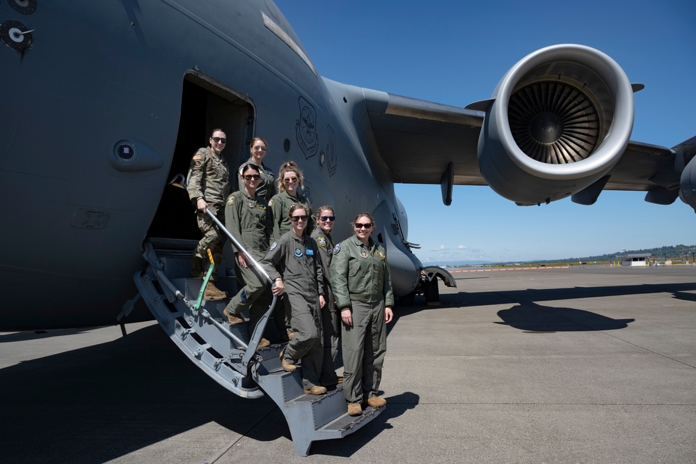 Airmen from Joint Base Charleston support Oregon International Air Show