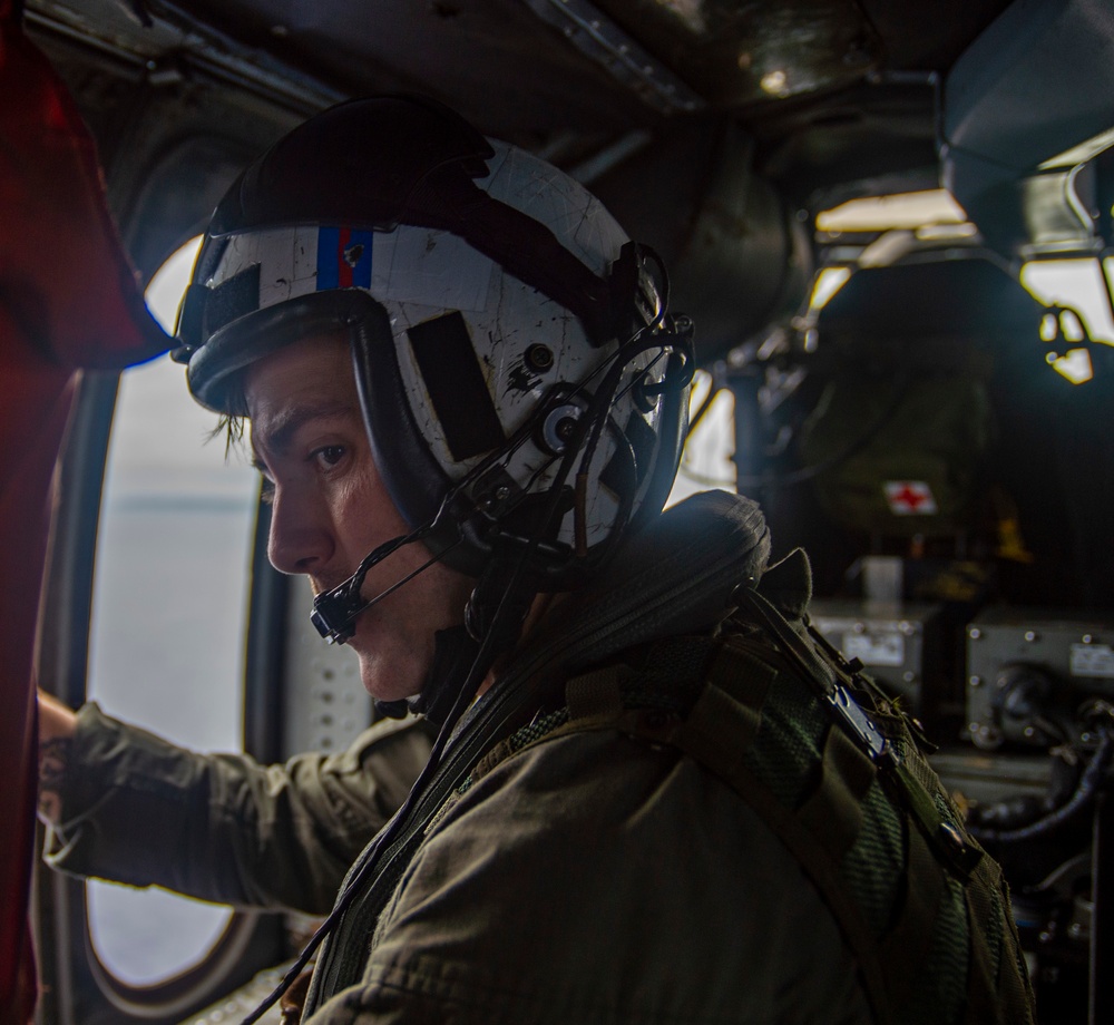 USS Ronald Reagan (CVN 76) Conducts Helicopter Operations