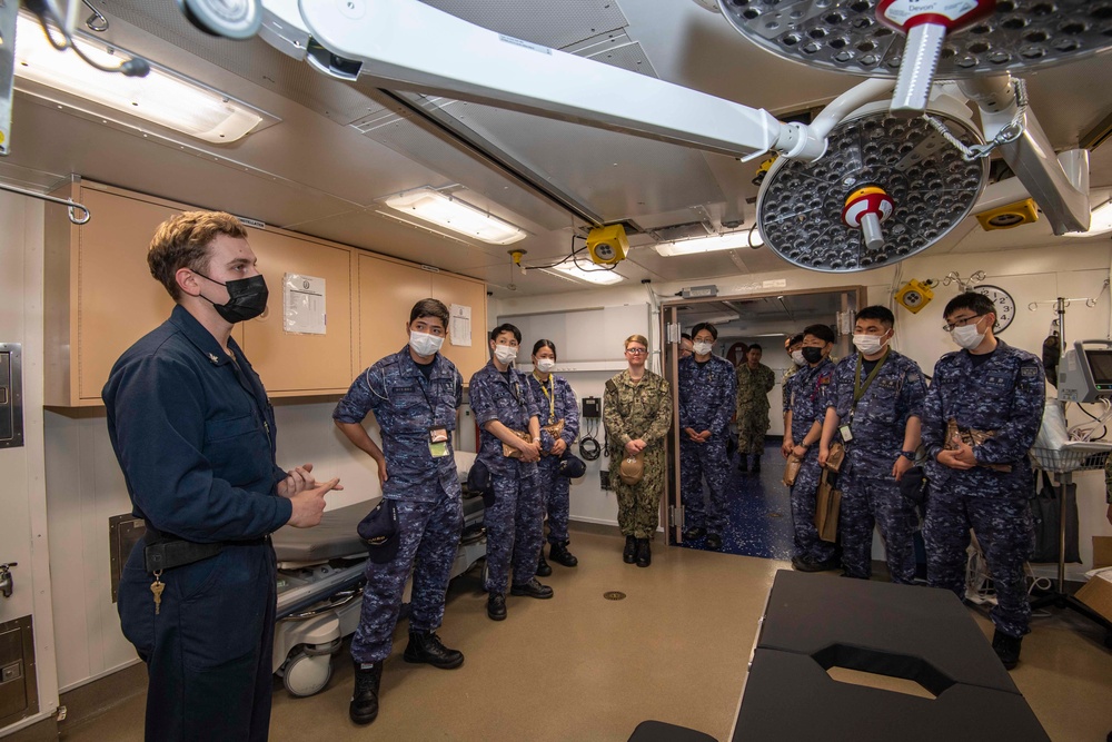 CFAS Fleet Week Japan 2022 Ship Tours
