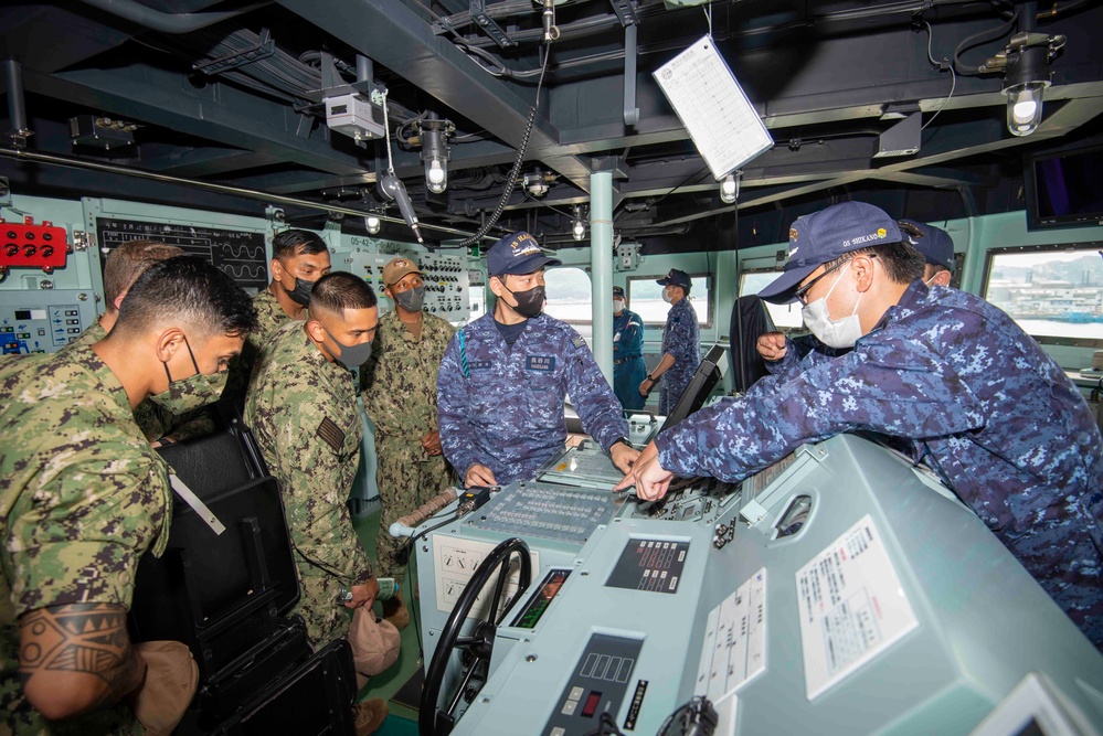 CFAS Fleet Week Japan 2022 Ship Tours
