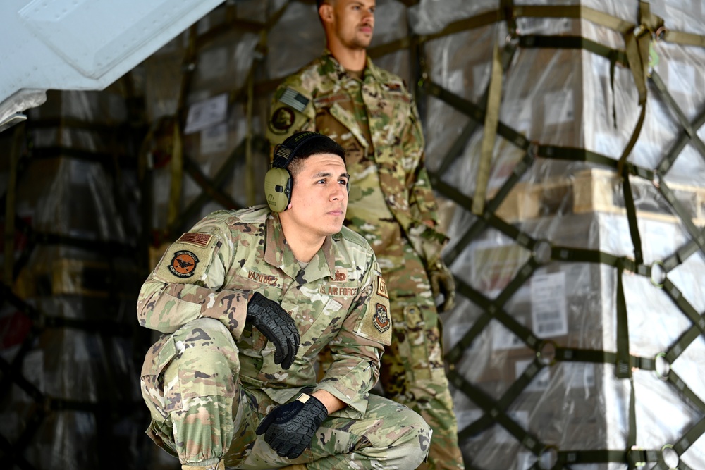 521st AMOW, Total Force aircrew deliver first Operation Fly Formula delivery