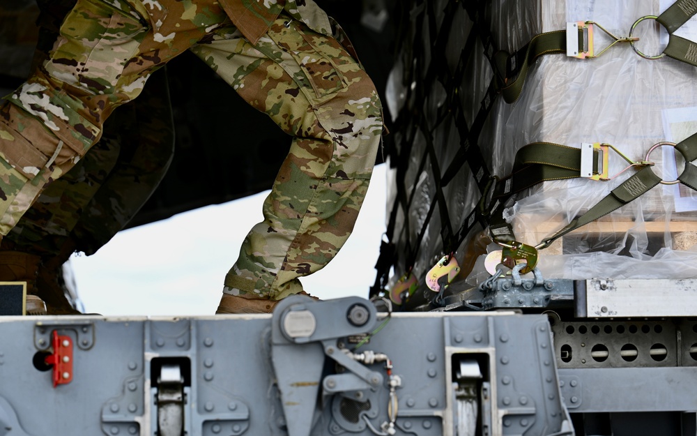 521st AMOW, Total Force aircrew deliver first Operation Fly Formula delivery