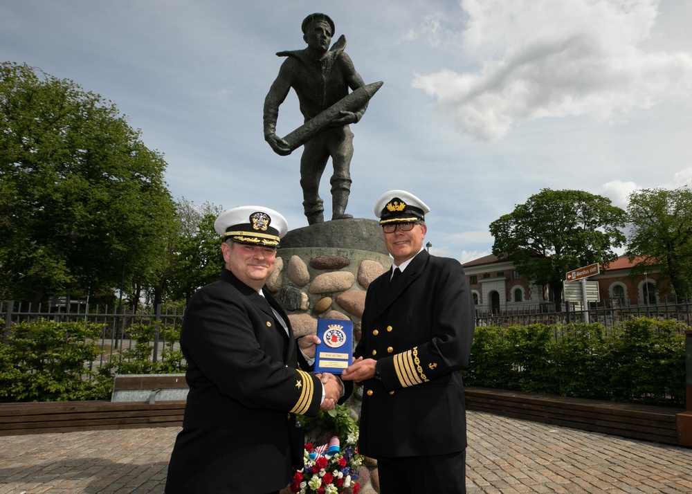 Memorial to the Ordinary Seaman