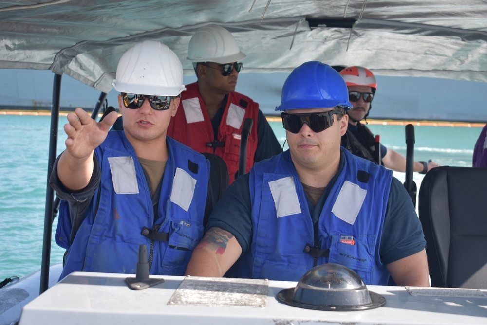 USS Billings Conducts RHIB Ops