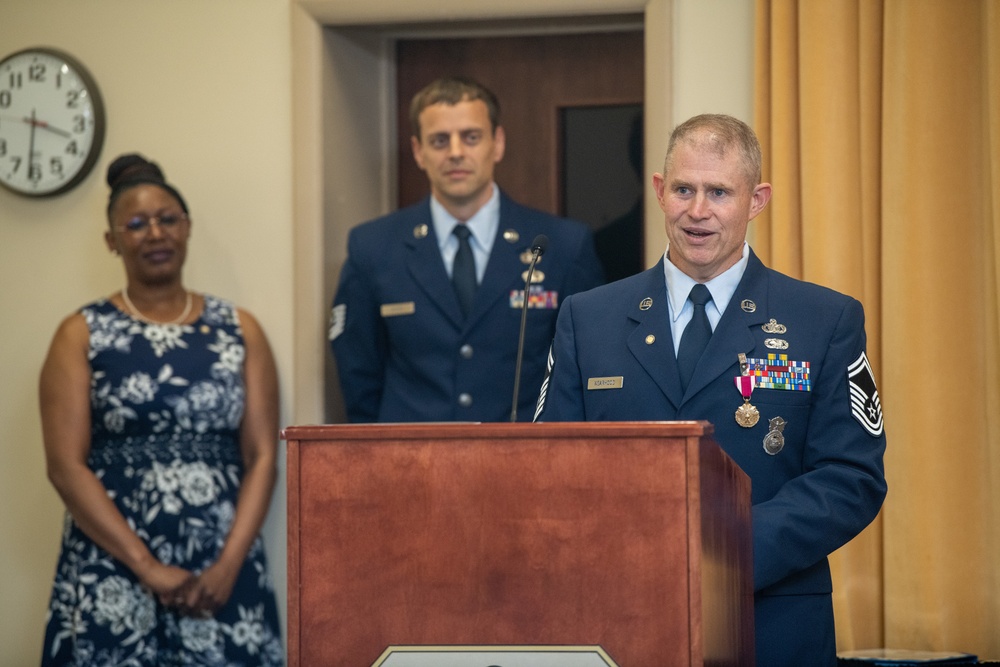 SMSgt Nearhood retires from VaANG