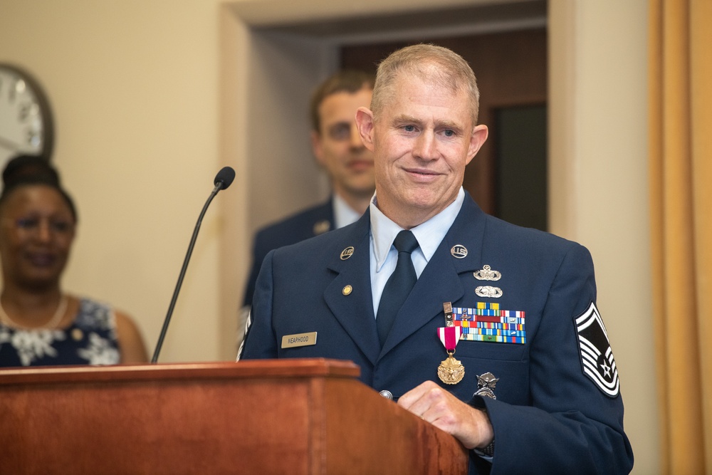 SMSgt Nearhood retires from VaANG