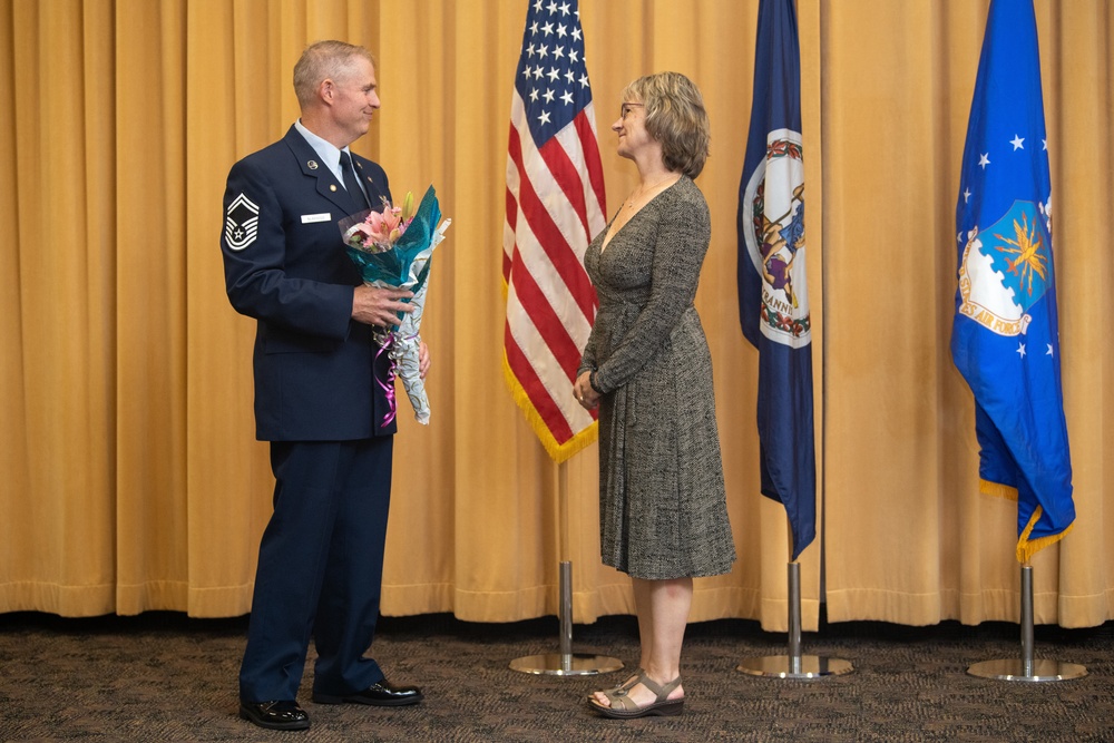 SMSgt Nearhood retires from VaANG