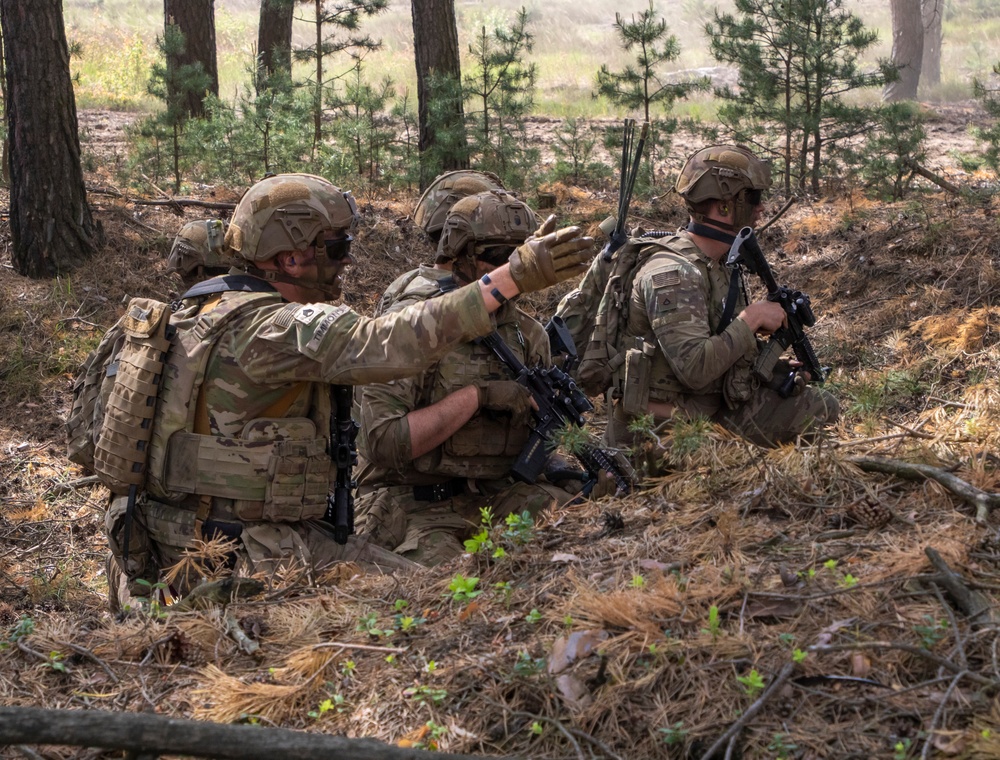 4ID Soldiers Participate in a Live-Fire Exercise during DEFENDER-Europe 22