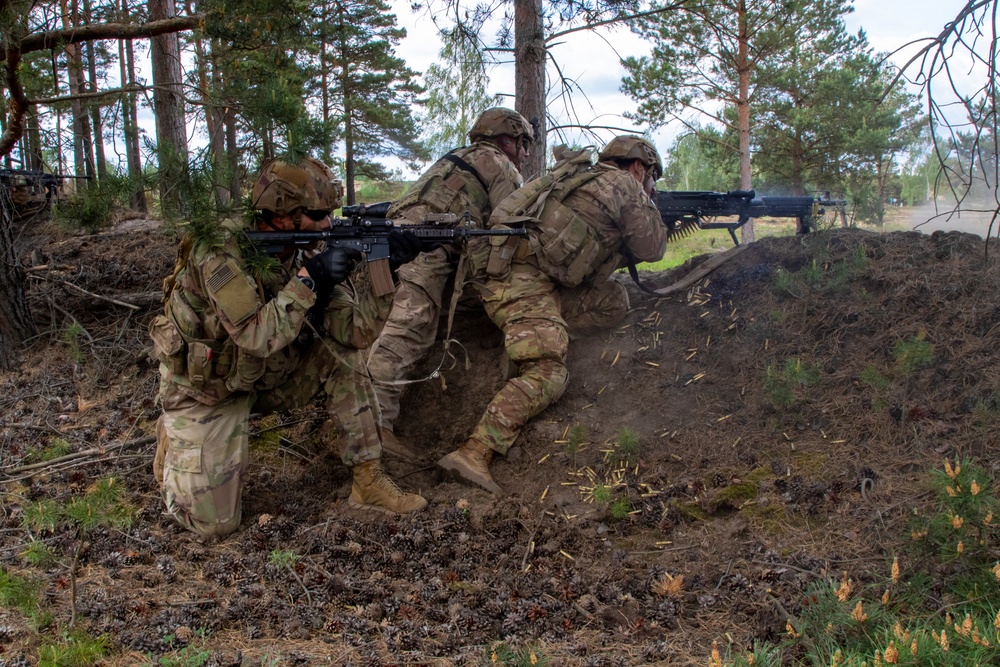 4ID Soldiers Participate in a Live-Fire Exercise during DEFENDER-Europe 22