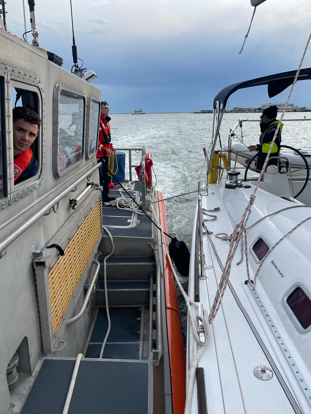 Coast Guard assists 2 aboard disabled sailing vessel off Galveston, Texas