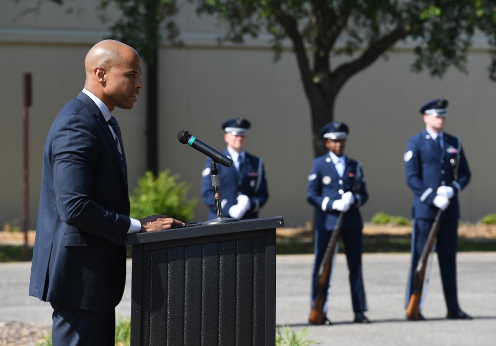 Retreat ceremony closes out Police Week