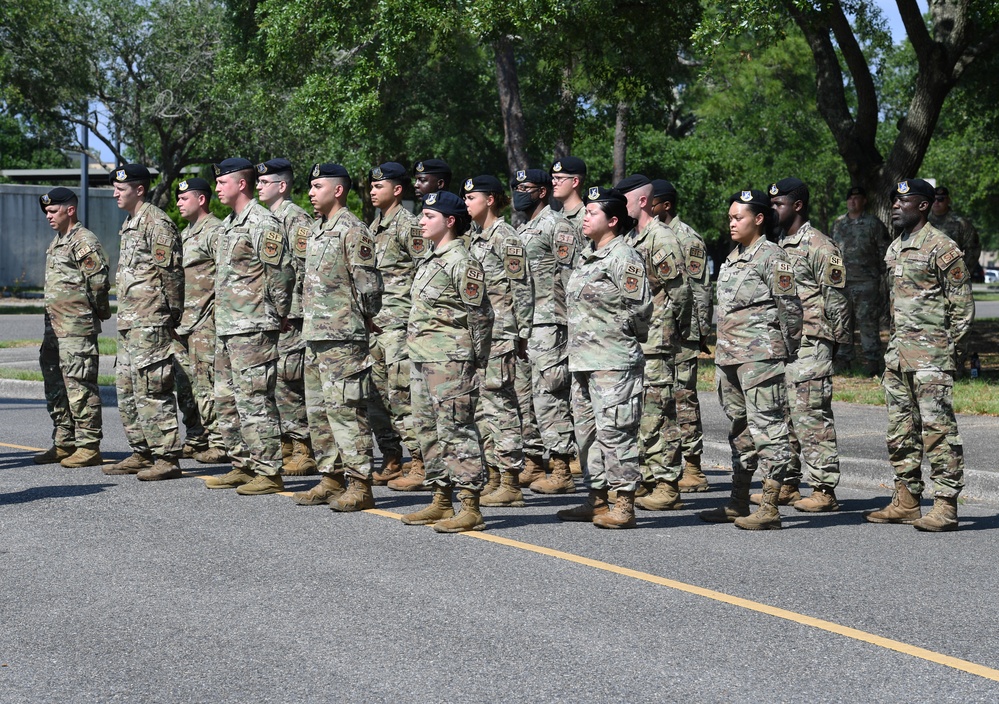 Retreat ceremony closes out Police Week