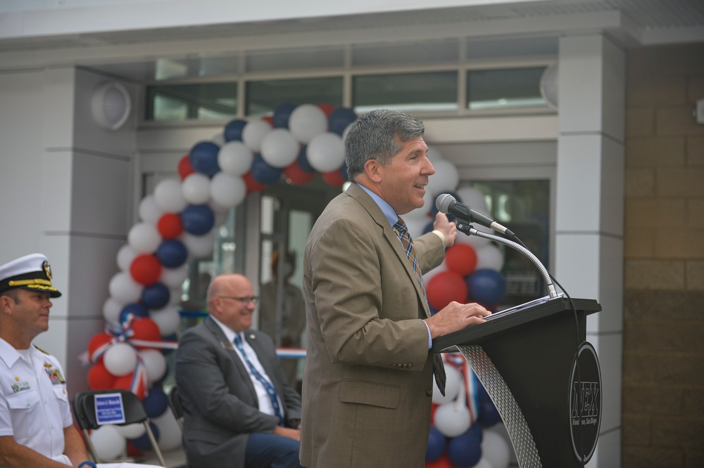 Mariner's Park Gas Station and Mini Mart Holds Grand Opening Celebration