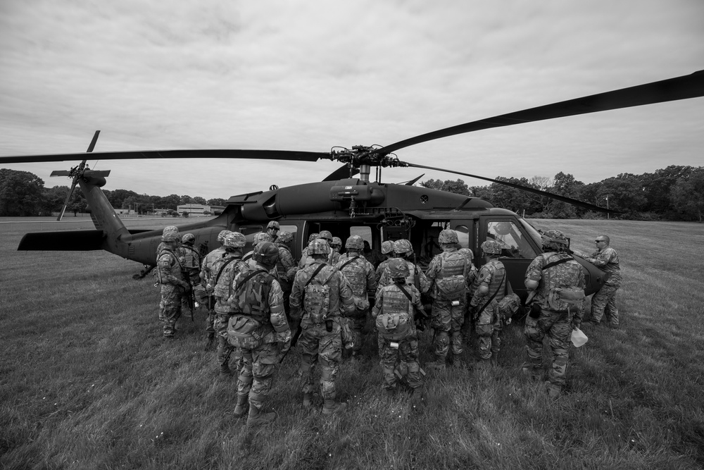 New Jersey MEDEVAC Supports Combat Lifesaver Course