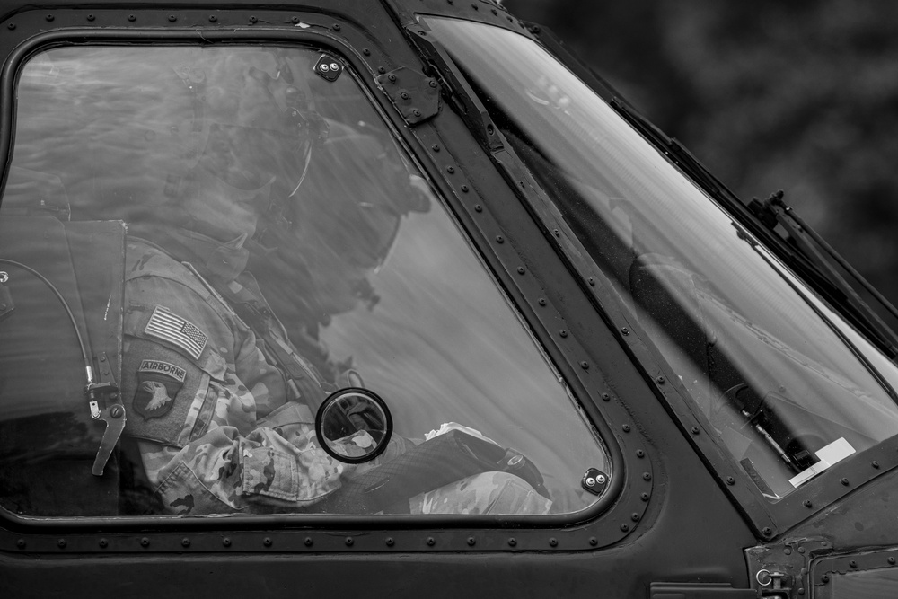 New Jersey MEDEVAC Supports Combat Lifesaver Course