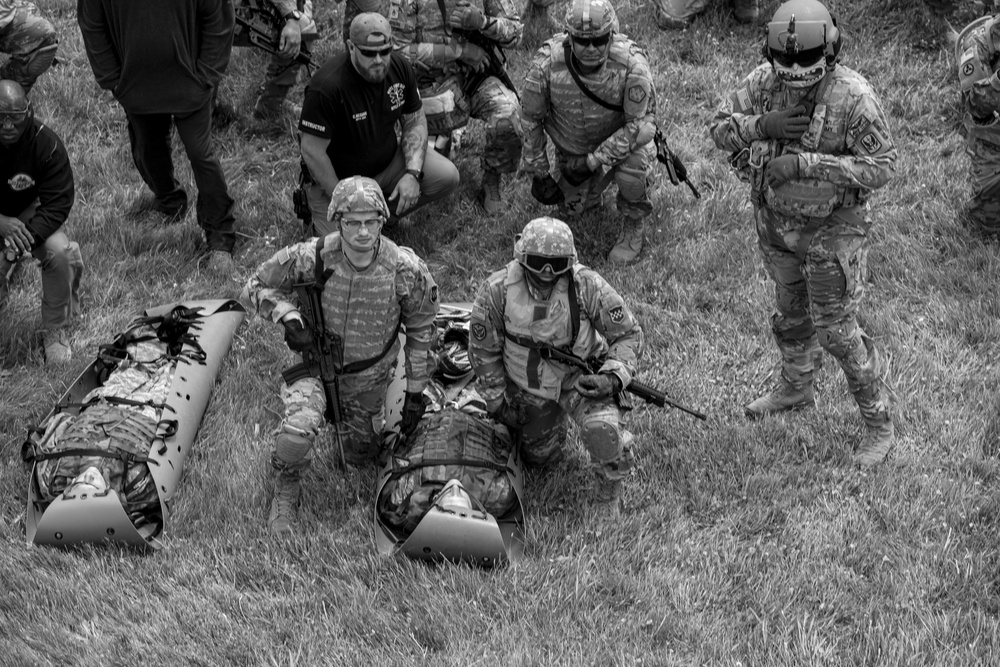 New Jersey MEDEVAC Supports Combat Lifesaver Course