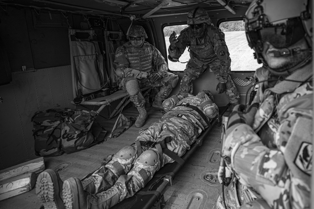 New Jersey MEDEVAC Supports Combat Lifesaver Course