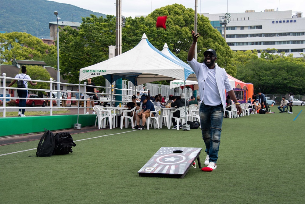 USS America Holds Command Picnic