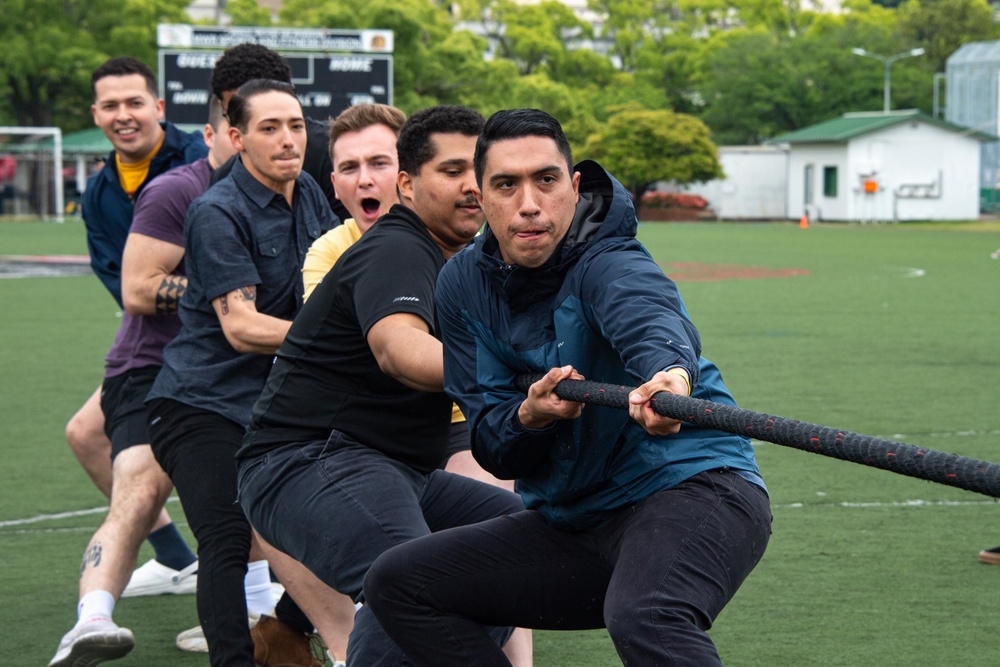 USS America Holds Command Picnic
