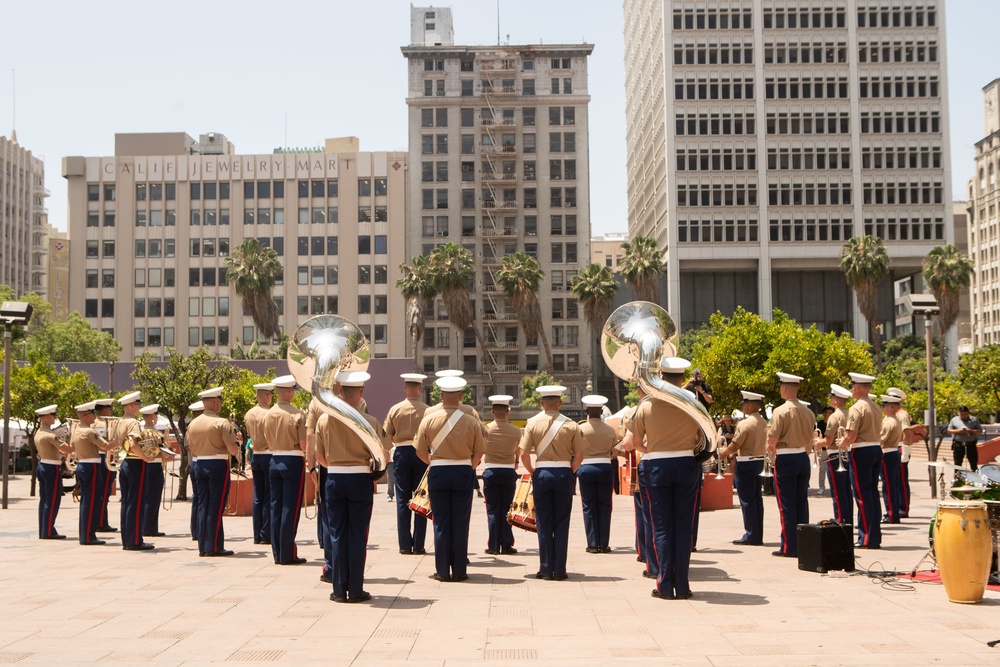 LA Fleet Week: 1st Marine Division Band plays LA