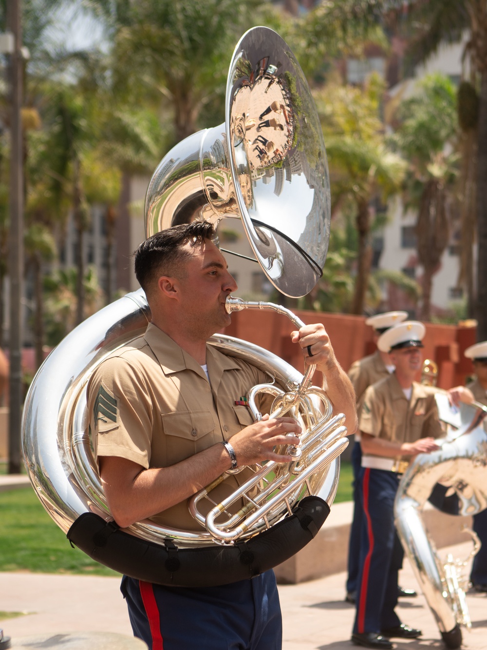 LA Fleet Week: 1st Marine Division Band plays LA