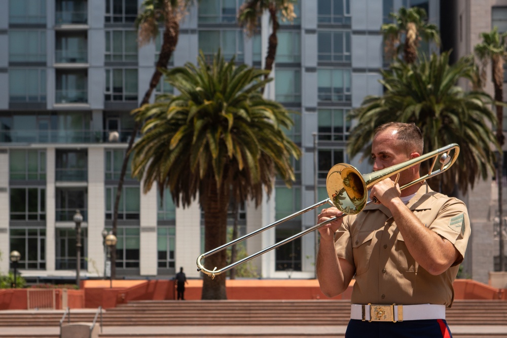 LA Fleet Week: 1st Marine Division Band plays LA