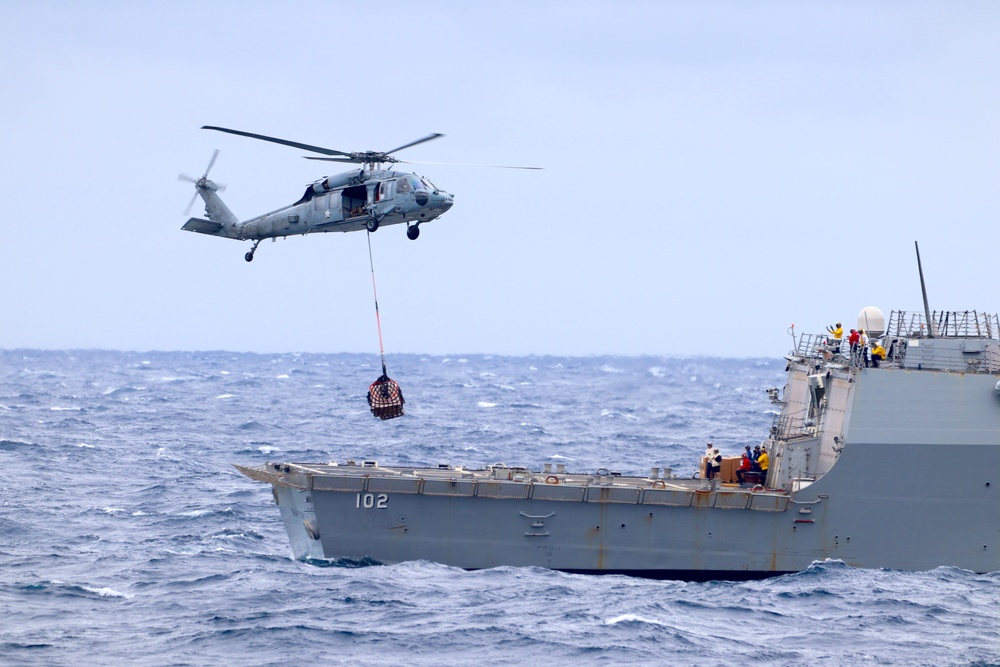 USS Charleston completes vertical replenishment-at-sea with USS Sampson