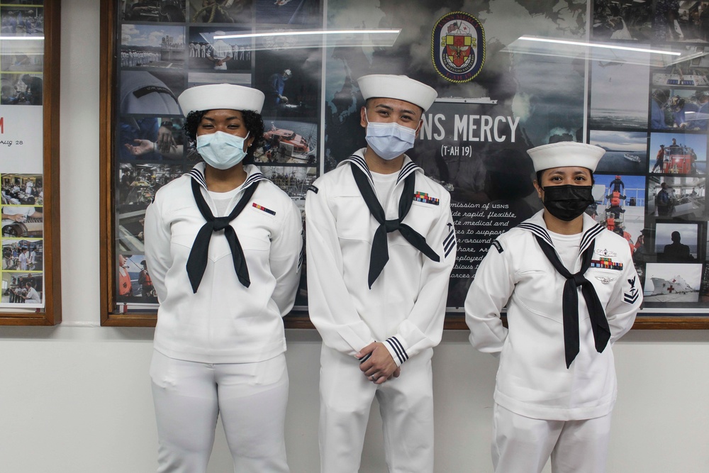 USNS Mercy Visits on Guam, Headed for Pacific Partnership '22