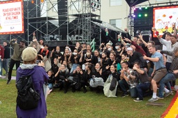 RAIN WON’T STOP US!  SCHWAB FESTIVAL PERSONIFIES EACH PARTICIPANT’S THOUGHT